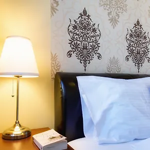 Trendy Deluxe Aparthotel