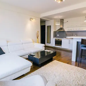Luxury Downtown Aparthotel